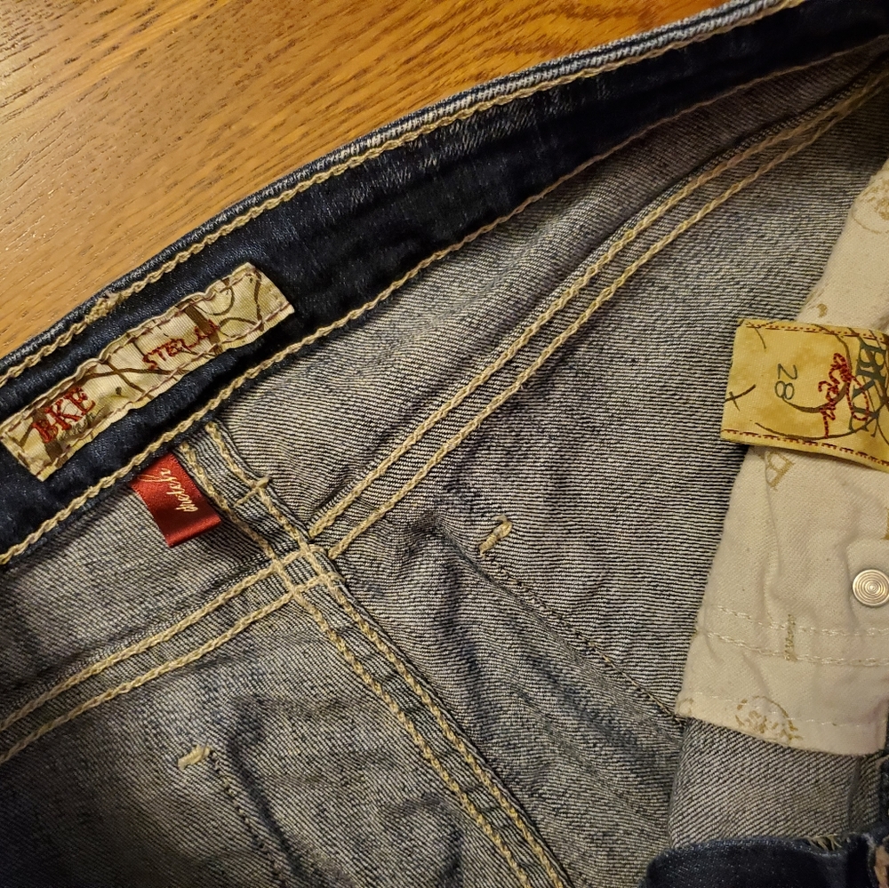 Bke Capris - image 7